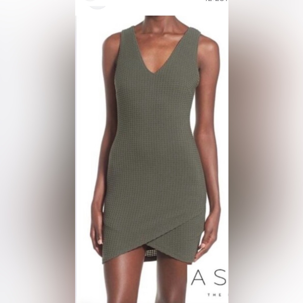 Womens ASTR The Label Piqué Waffle Knit Dress Dark Green Tulip Hem Stretch Sz L.